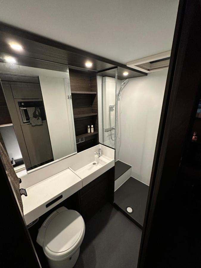 Отель Santa'S Luxury Trailer Рованиеми Экстерьер фото