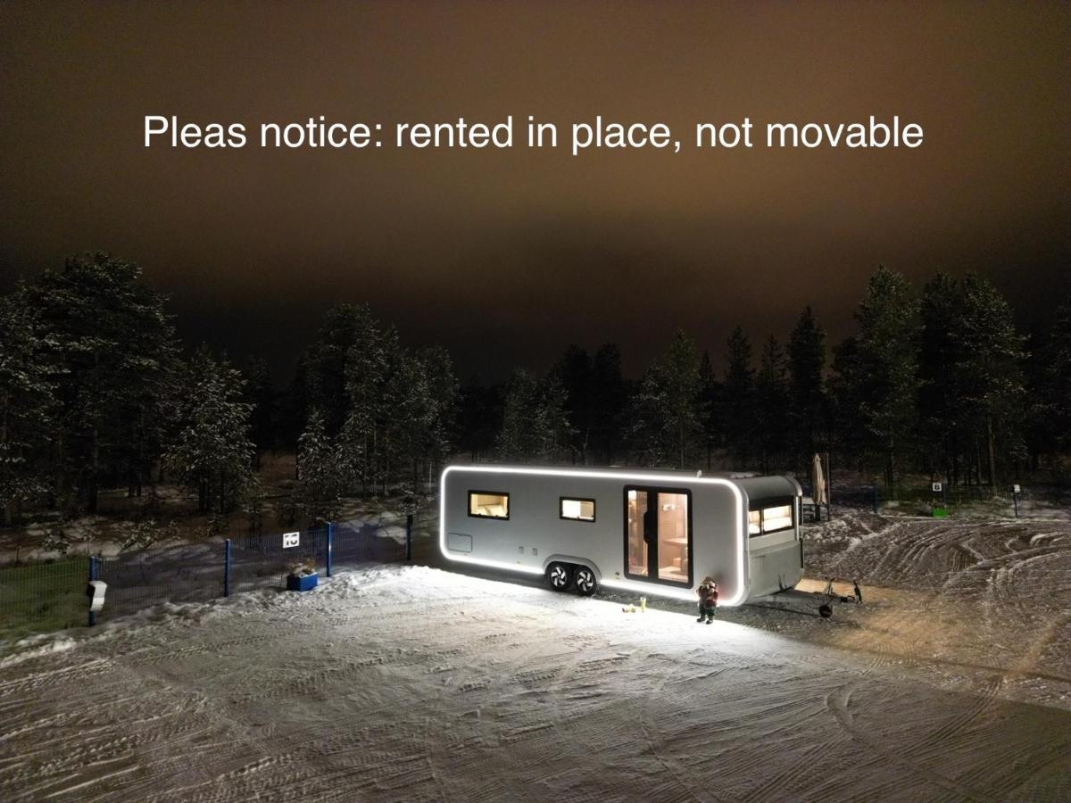 Отель Santa'S Luxury Trailer Рованиеми Экстерьер фото