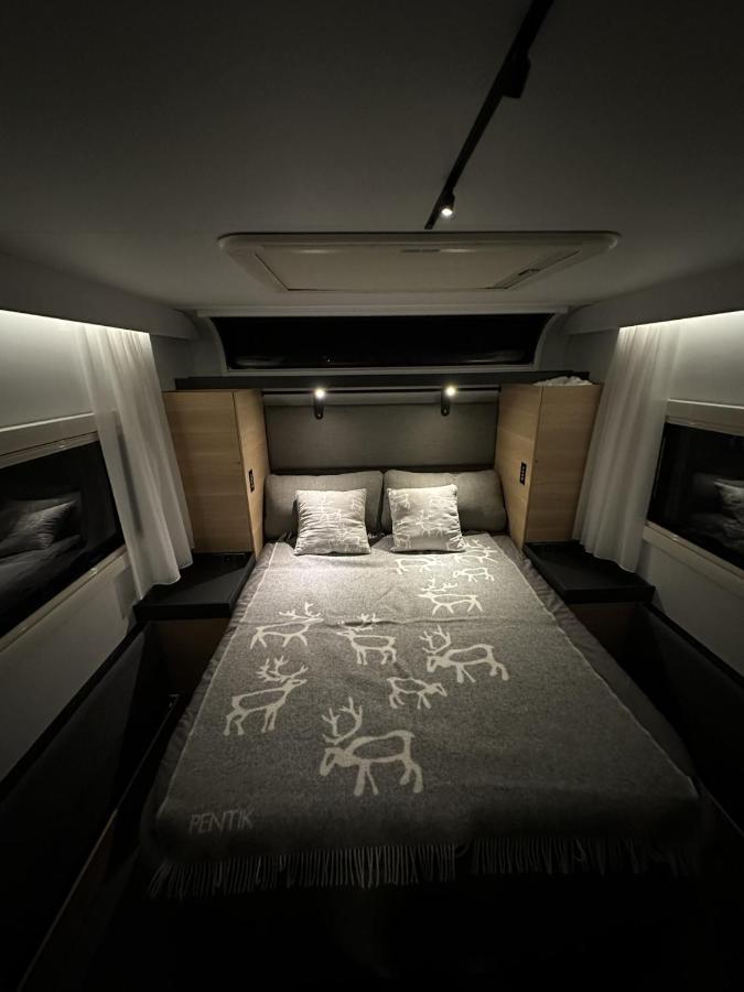 Отель Santa'S Luxury Trailer Рованиеми Экстерьер фото